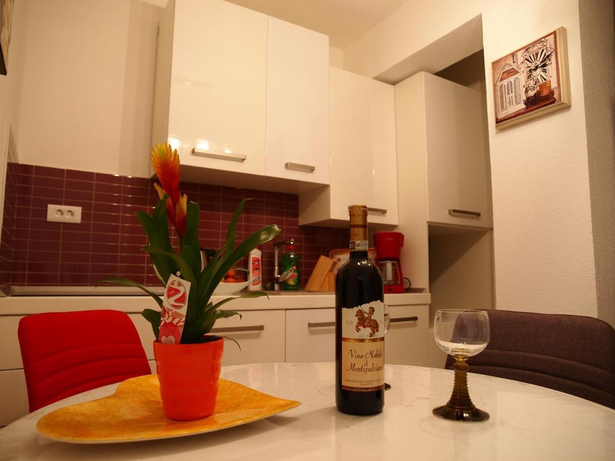 Apartmani Diana マカルスカ エクステリア 写真